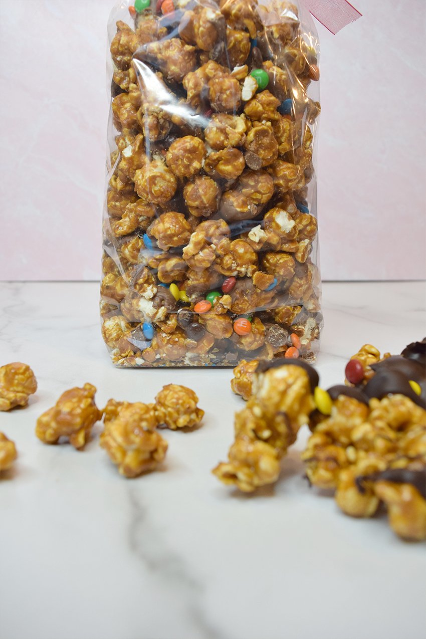 chocolate_carmel_corn_close_up.jpg
